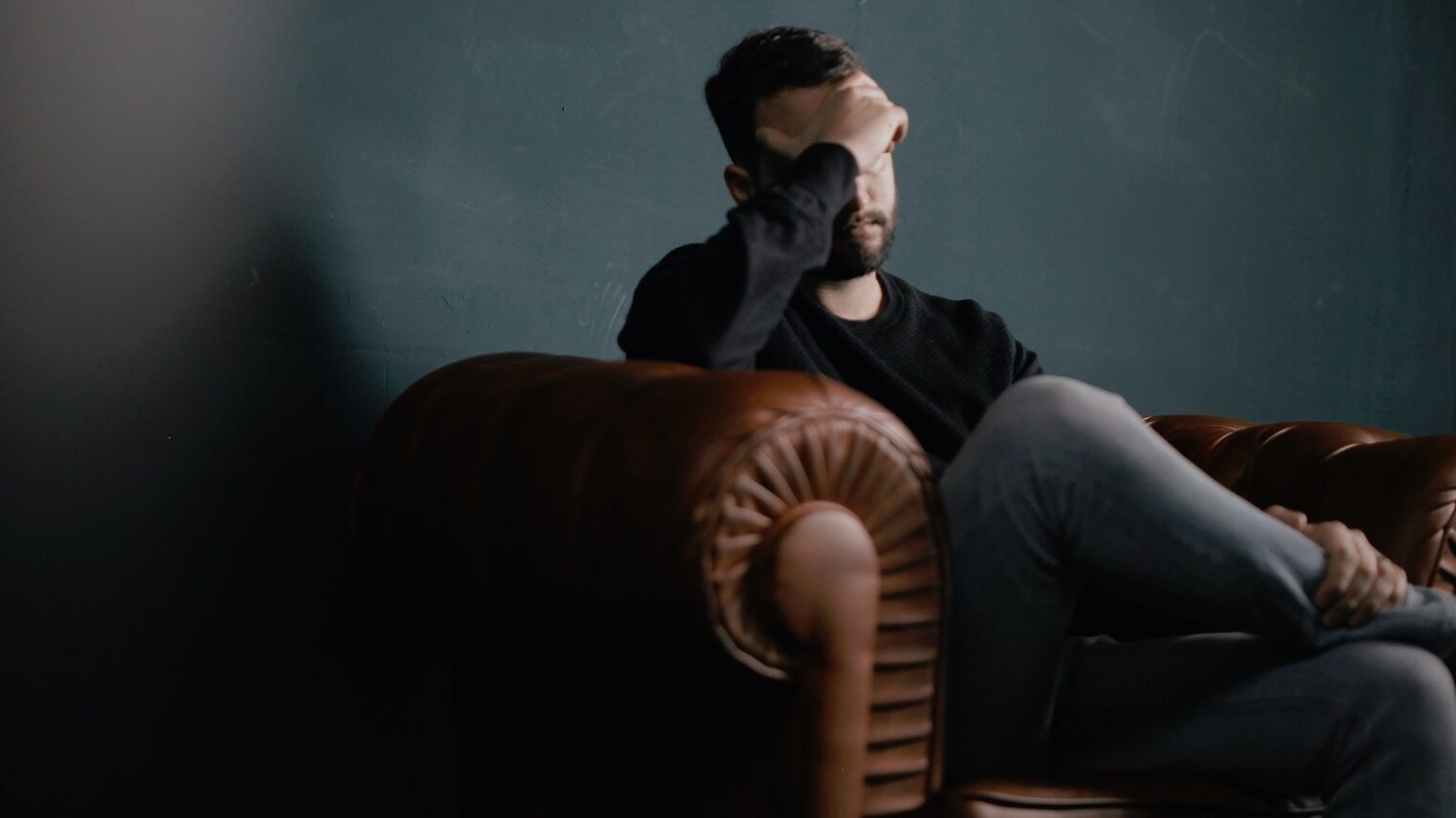 Mehr Bauchgefühl: Warum Intuition Ihr bester Ratgeber ist 2 Stress ist nicht nur belastend und ungesund, er kann auch die Intuition beeinträchtigen.