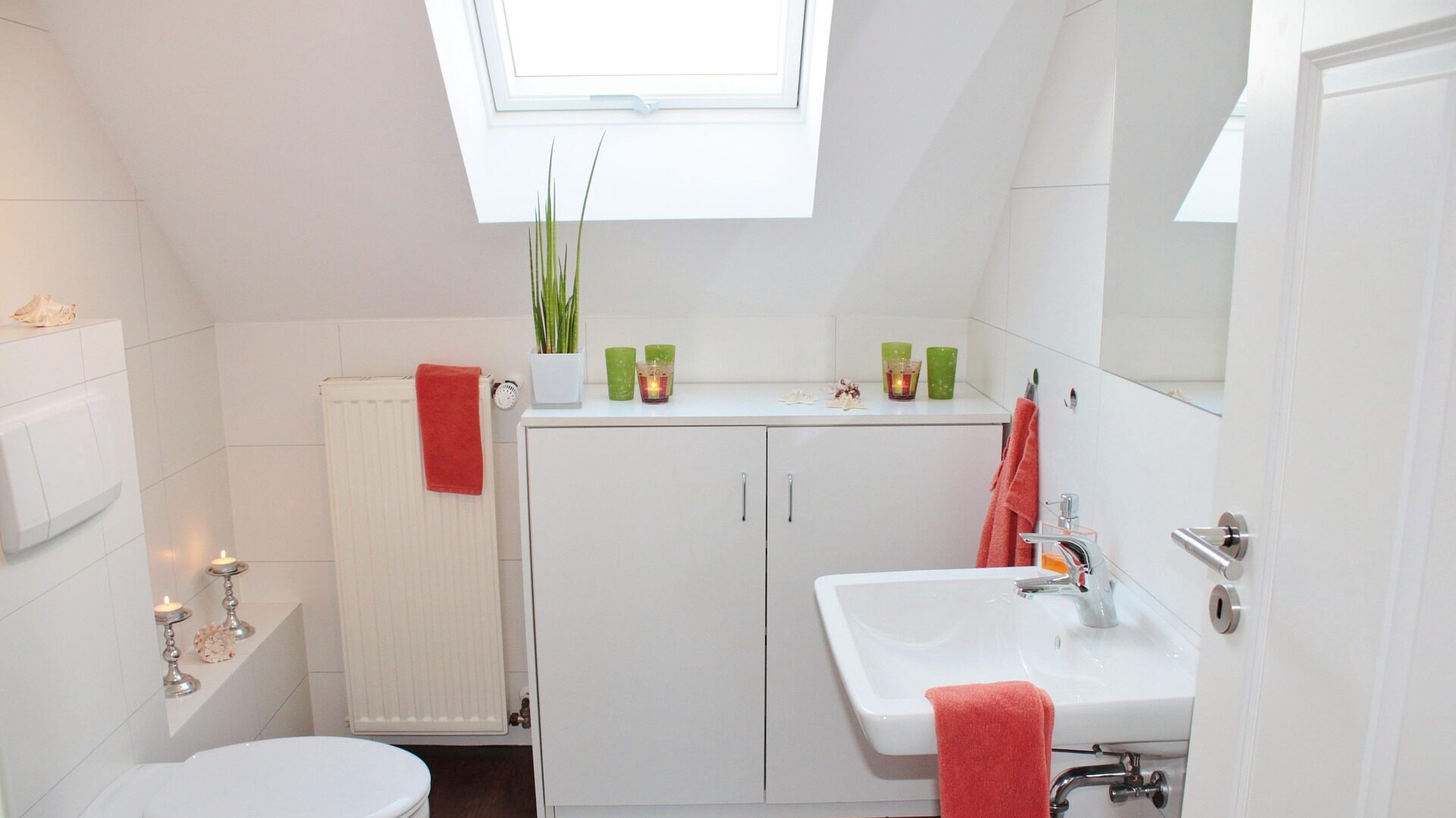 Minimalismus - Warum weniger manchmal mehr ist 1 Ein minimalistischer Raum muss nicht steril und langweilig wirken.