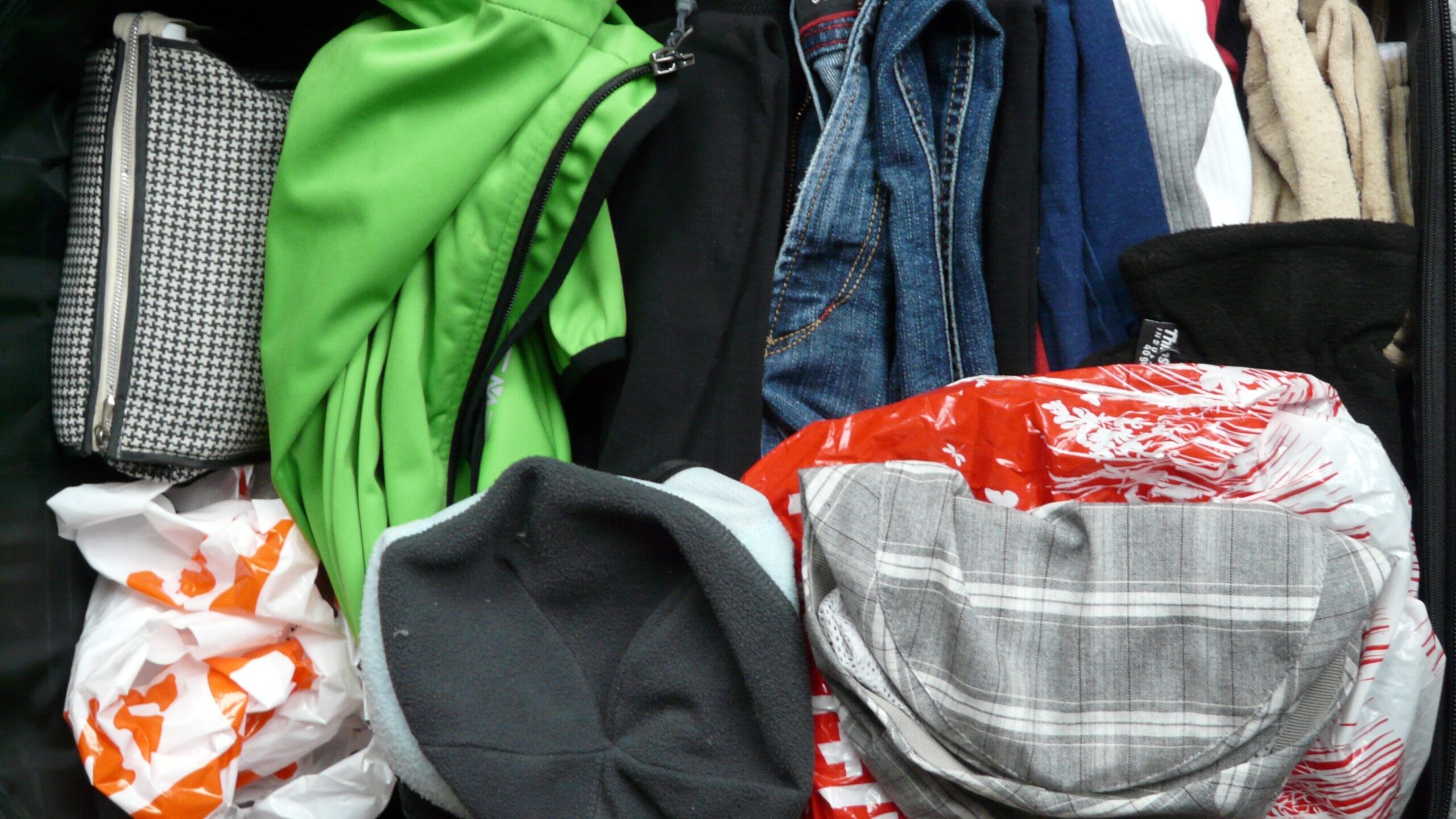 Die ultimative Packliste für den Urlaub: So gelingt die perfekte Reisevorbereitung für Sommer- und Winterurlaub 2 Last Minute Packliste für den Urlaub