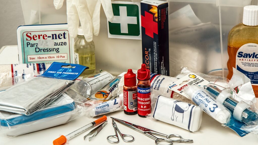 Erste Hilfe: Grundlagen, Maßnahmen und alles Wissenswerte im Überblick 1 Erste Hilfe, Ersthelfer, Hilfe am Unfallsplatz