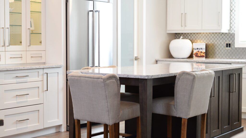 Was tun bei Wasserschaden? Die wichtigsten Schritte 2 erikawittlieb kitchen 2174593 edited