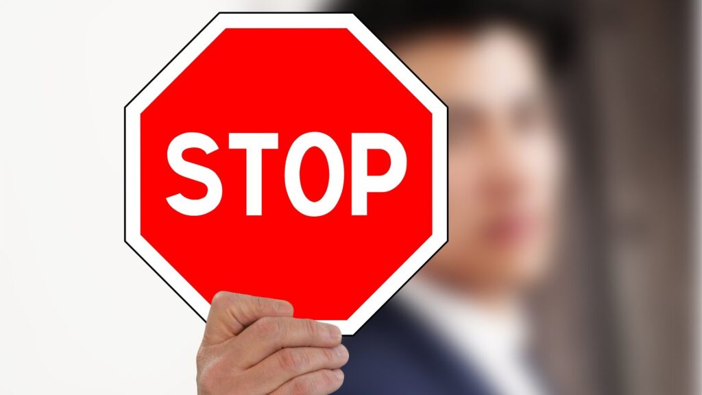 Grenzen setzen lernen - die besten Methoden und Tipps 3 Setzen Sie Grenzen rechtzeitig und warten Sie nicht, bis die Situation eskaliert.